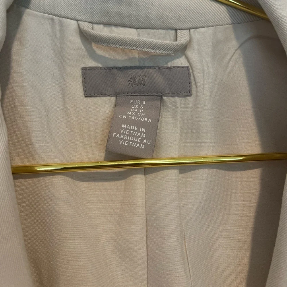 H&M Women’s Fitted Blazer Tan Size Small - Picture 4 of 7